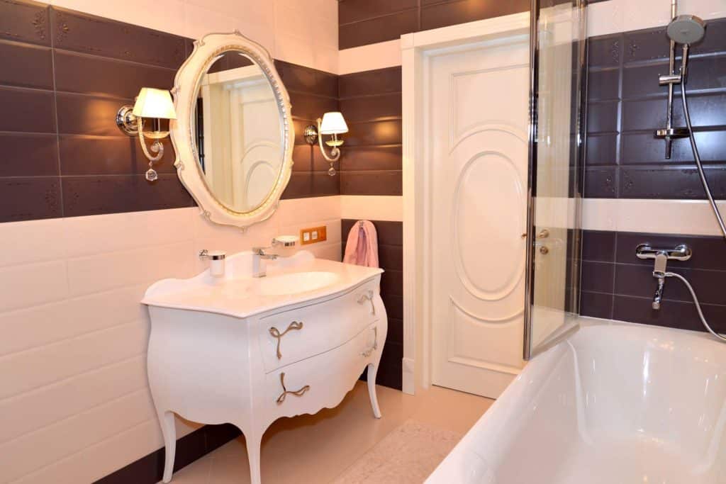 Bathroom interior. Modern classics with rococo elements - Big Easy Bathrooms