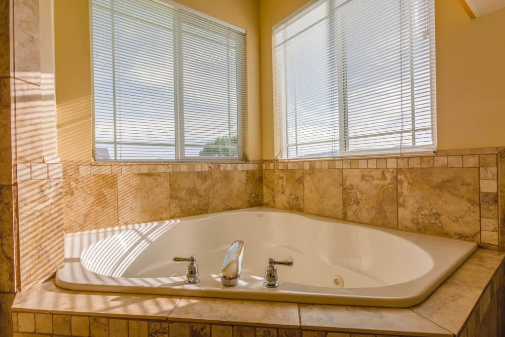 Jetted Tub in the morning