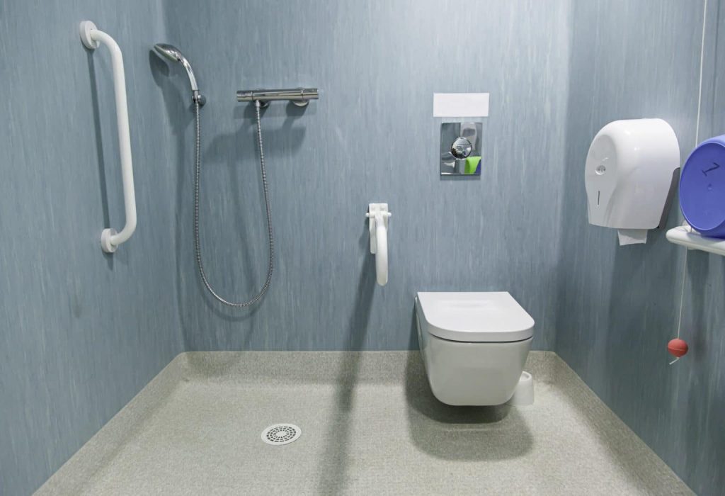 Barrier-free shower with no threshold